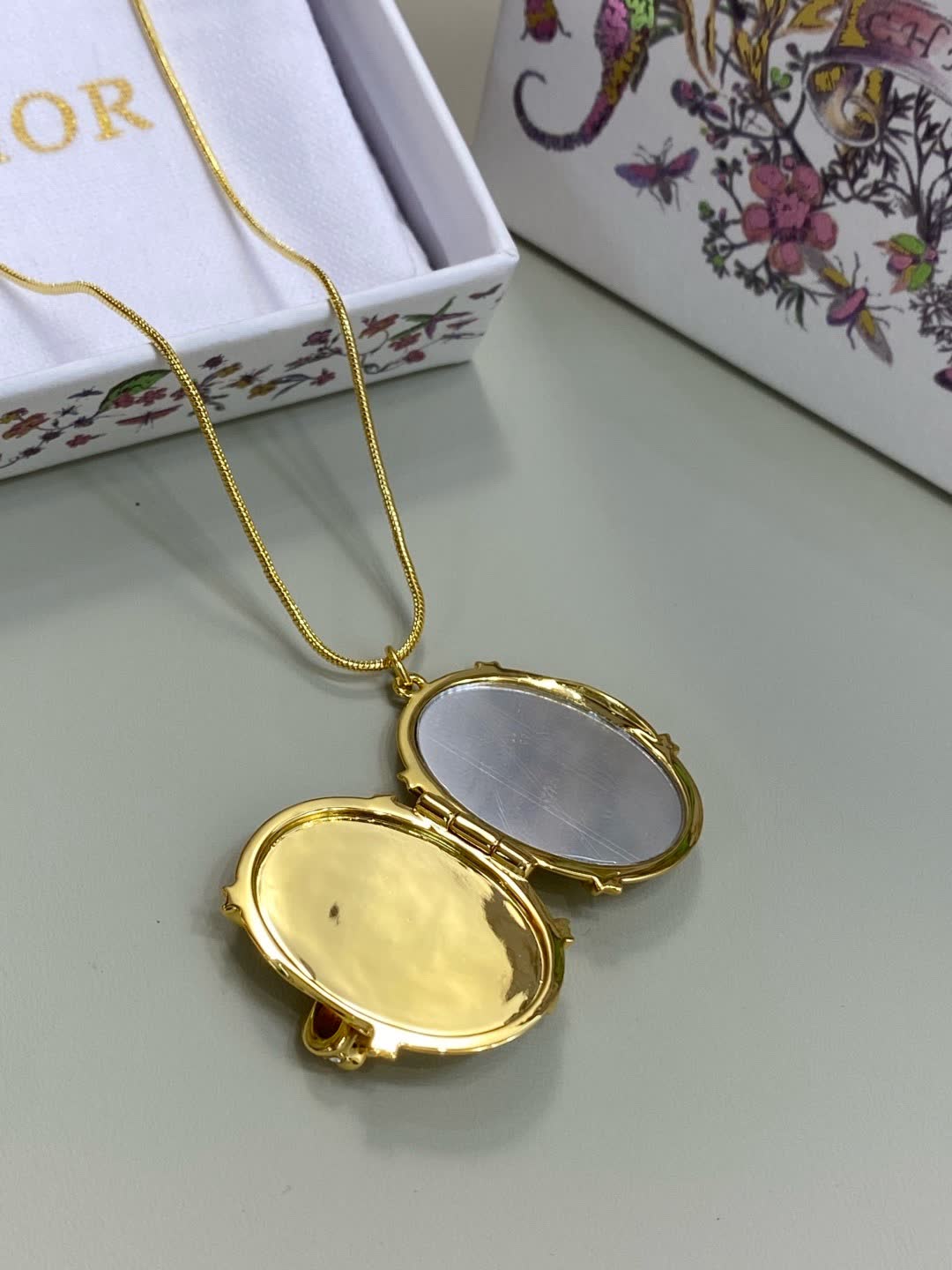 Dior Gold-Tone Crystal-Embellished Necklace