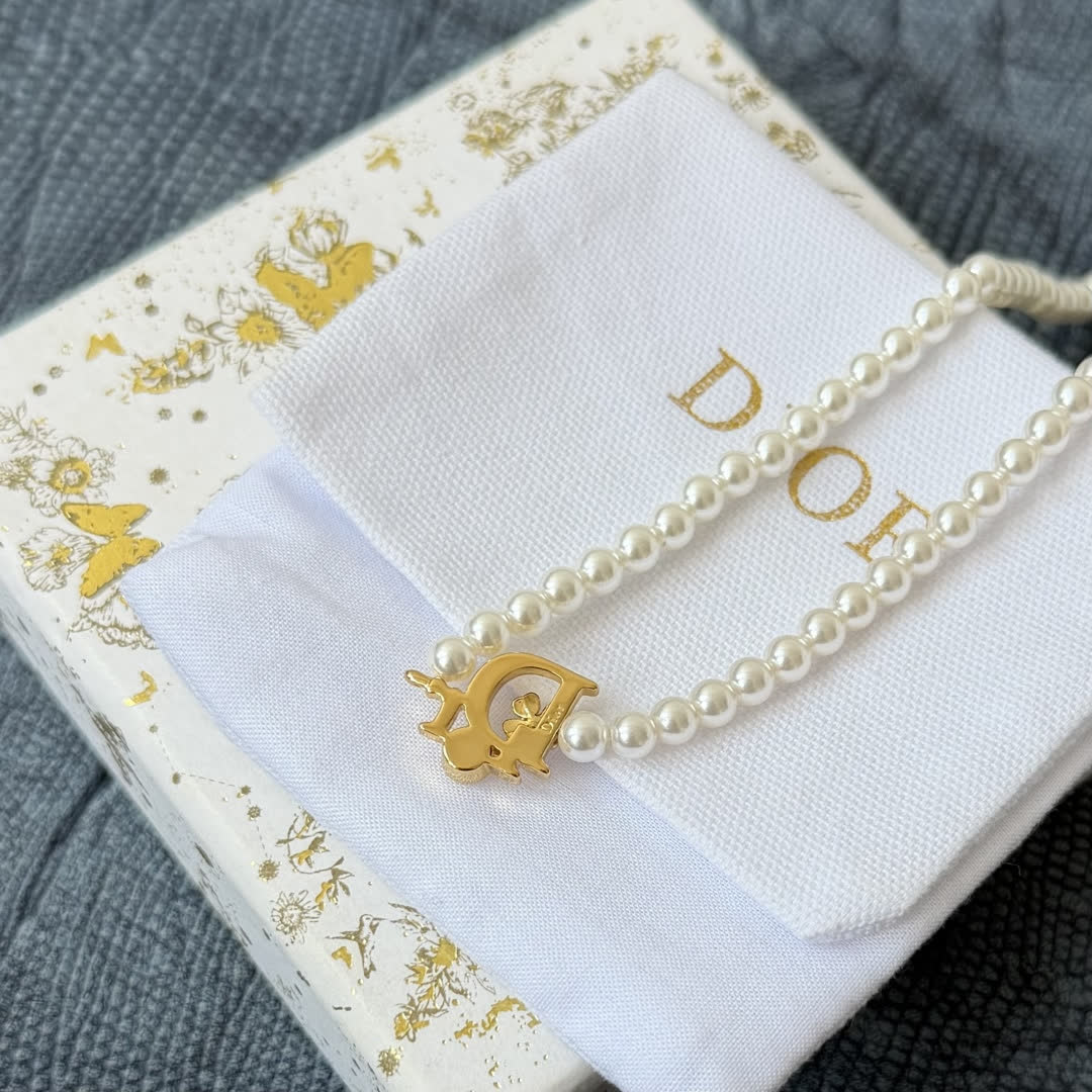 Dior Pearl Earrings
