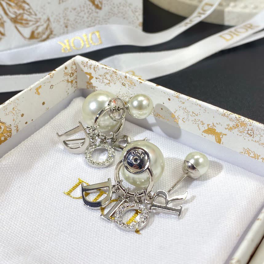 Chanel CC Logo Pearl Earrings
