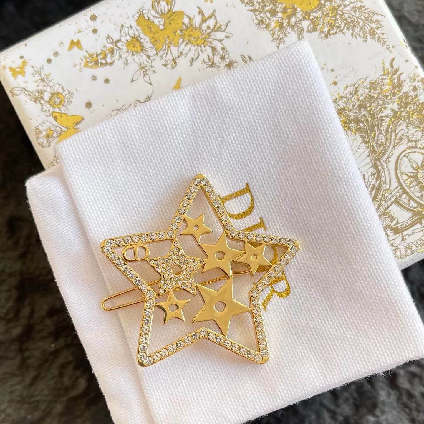 Chanel Star-shaped Earrings