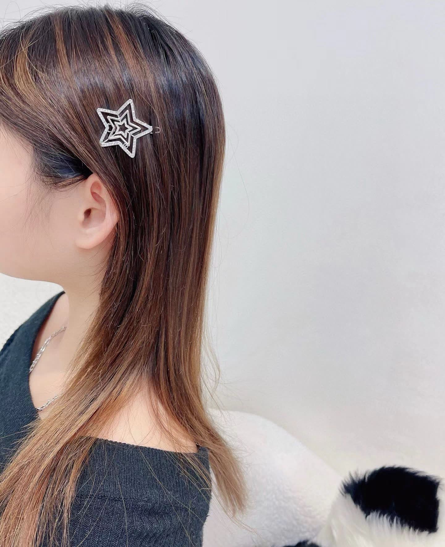Dior Star-shaped Hair Clip Dior Star-shaped Hair Clip