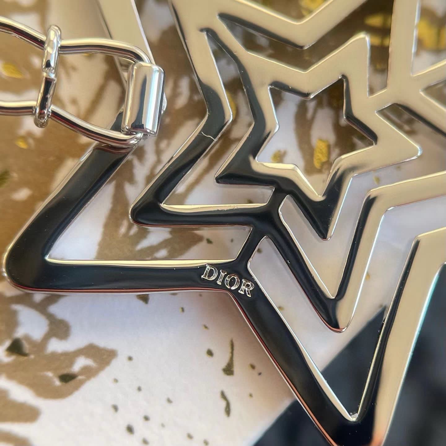 Dior Star-shaped Hair Clip
