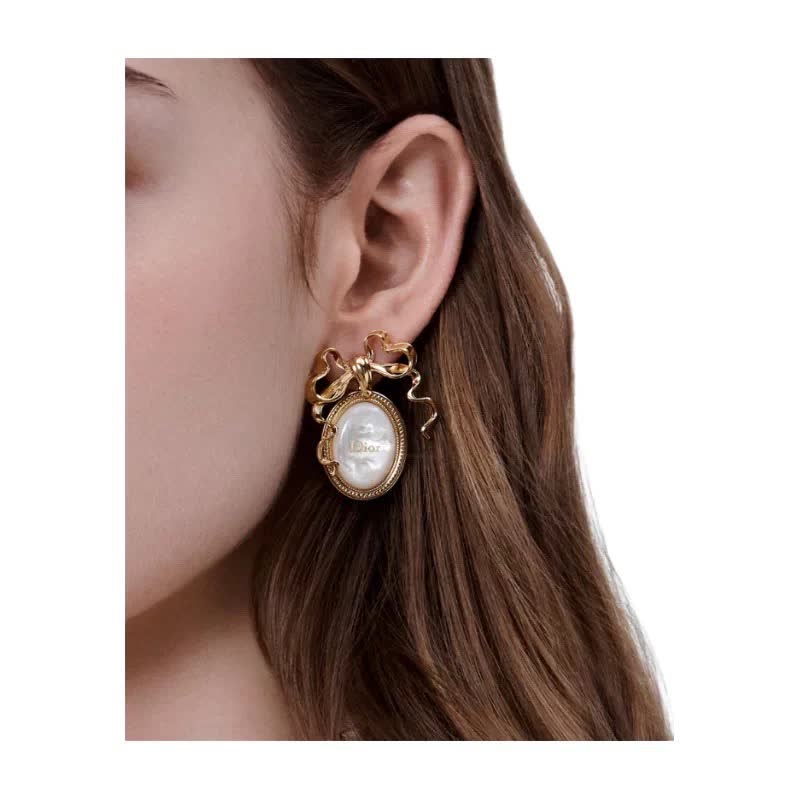 Dior Gold-Tone Pearl Earrings Dior Gold-Tone Pearl Earrings