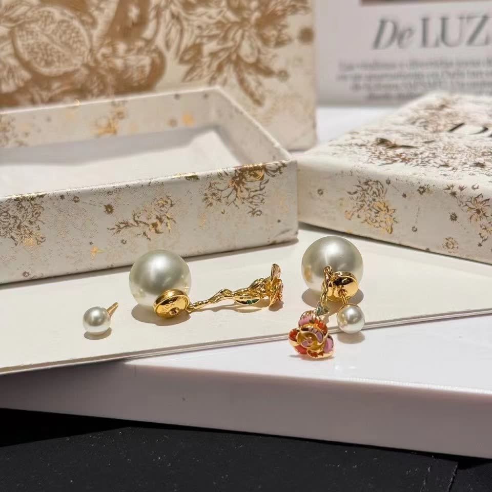 Dior Elegant Pearl and Gold Drop Earrings