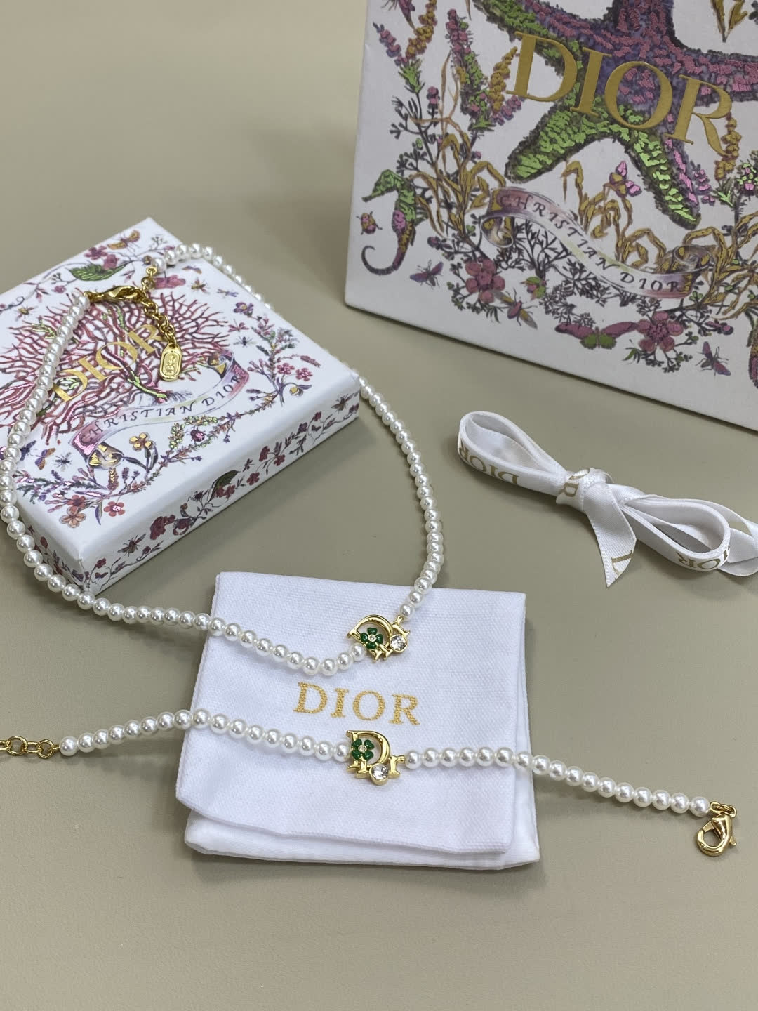 Dior Pearl Necklace with Green Crystal Charm Dior Pearl Necklace with Green Crystal Charm