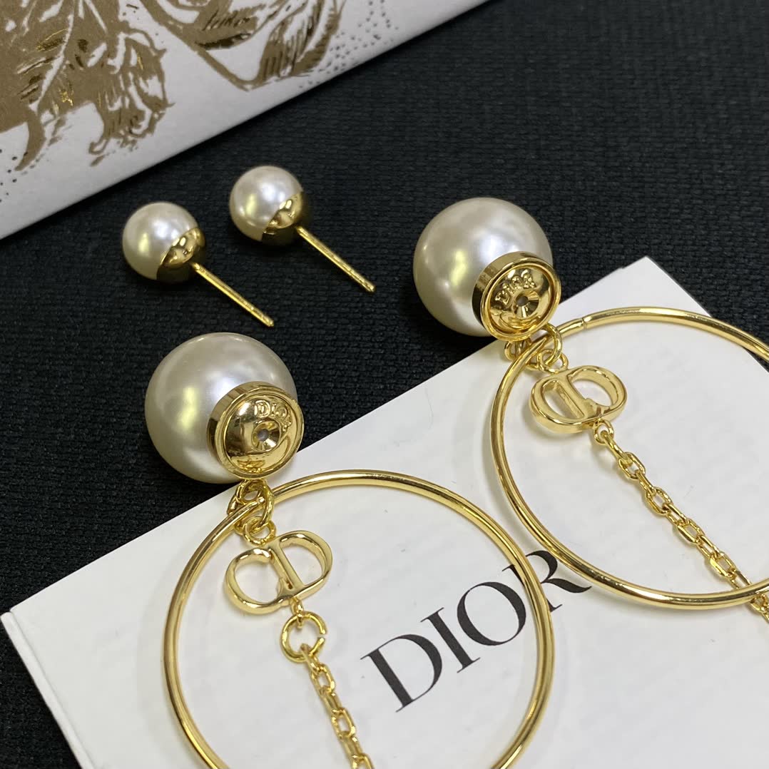 Dior Elegant Gold Circle Pearl Drop Earrings