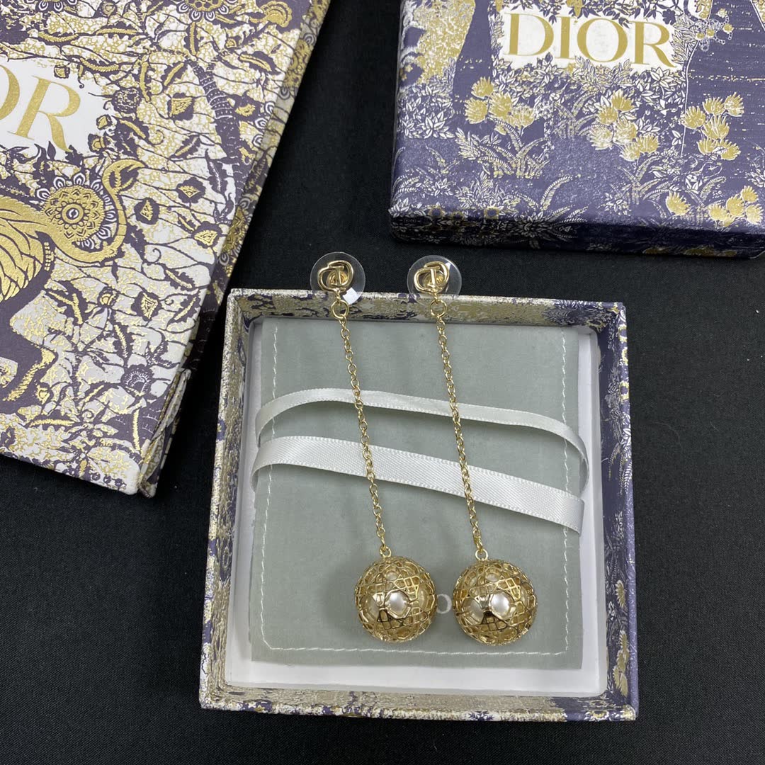 Dior Gold-Tone Filigree Drop Earrings