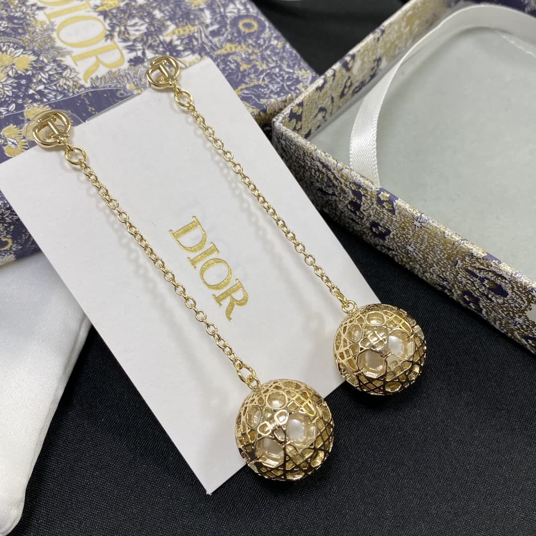 Dior Gold-Tone Filigree Drop Earrings