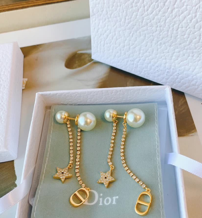 Dior Pearl & Star Earrings