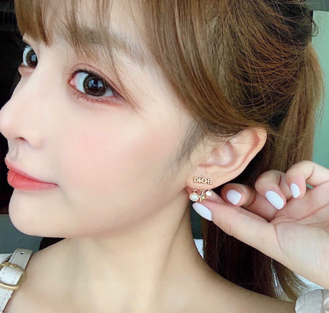 Dior Gold Tone Pearl & Crystal Star Earrings