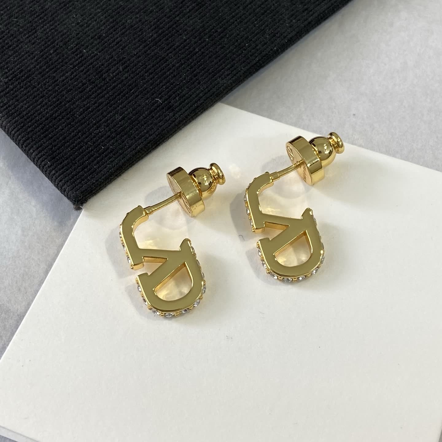 Dior Gold Tone 'CD' Logo Stud Earrings Dior Gold Tone 'CD' Logo Stud Earrings