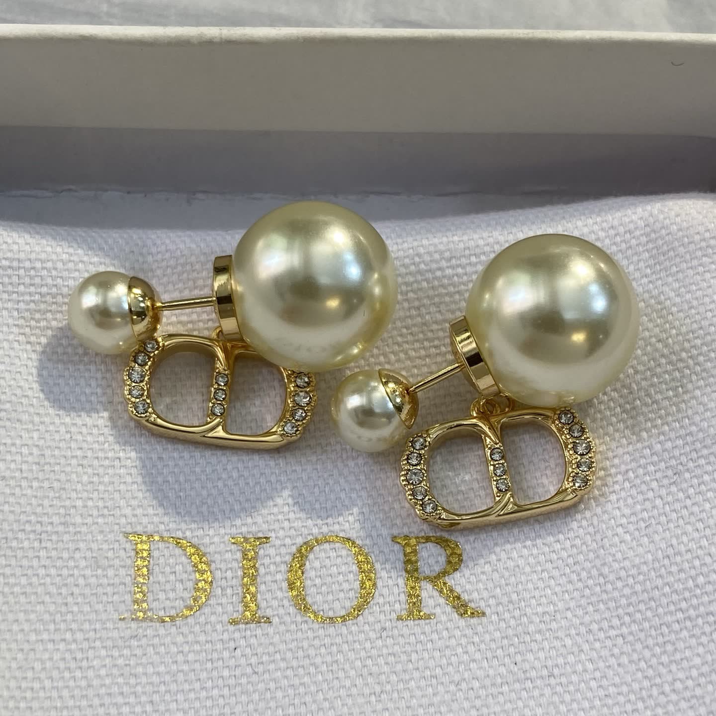 Dior Gold Tone Pearl Earrings Dior Gold Tone Pearl Earrings