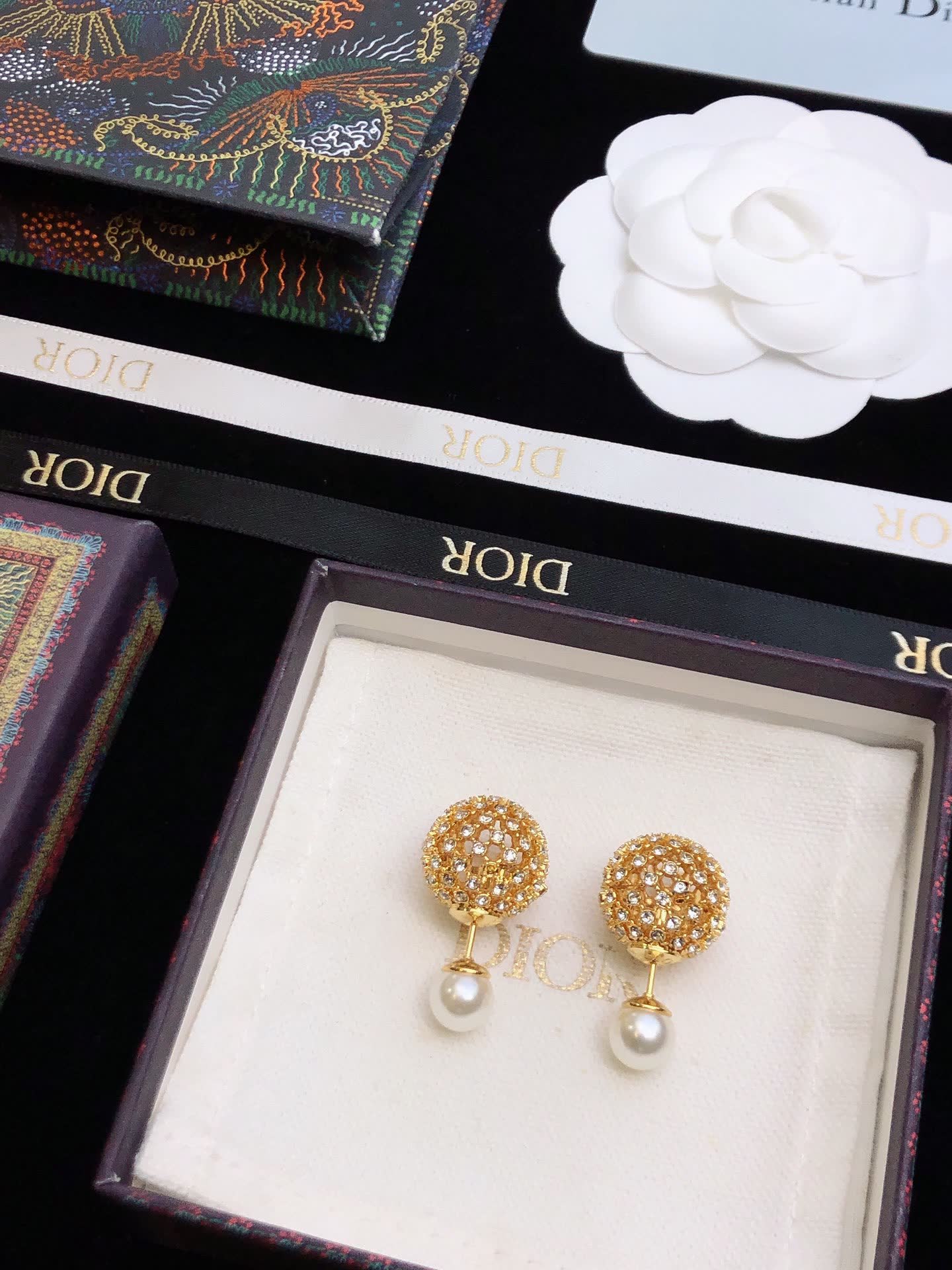 Dior Gold-Tone Crystal and Pearl Earrings