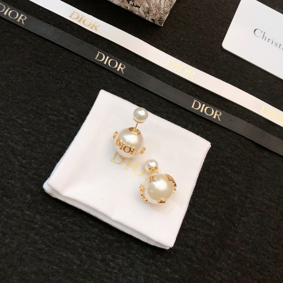 Dior Pearl Stud Earrings