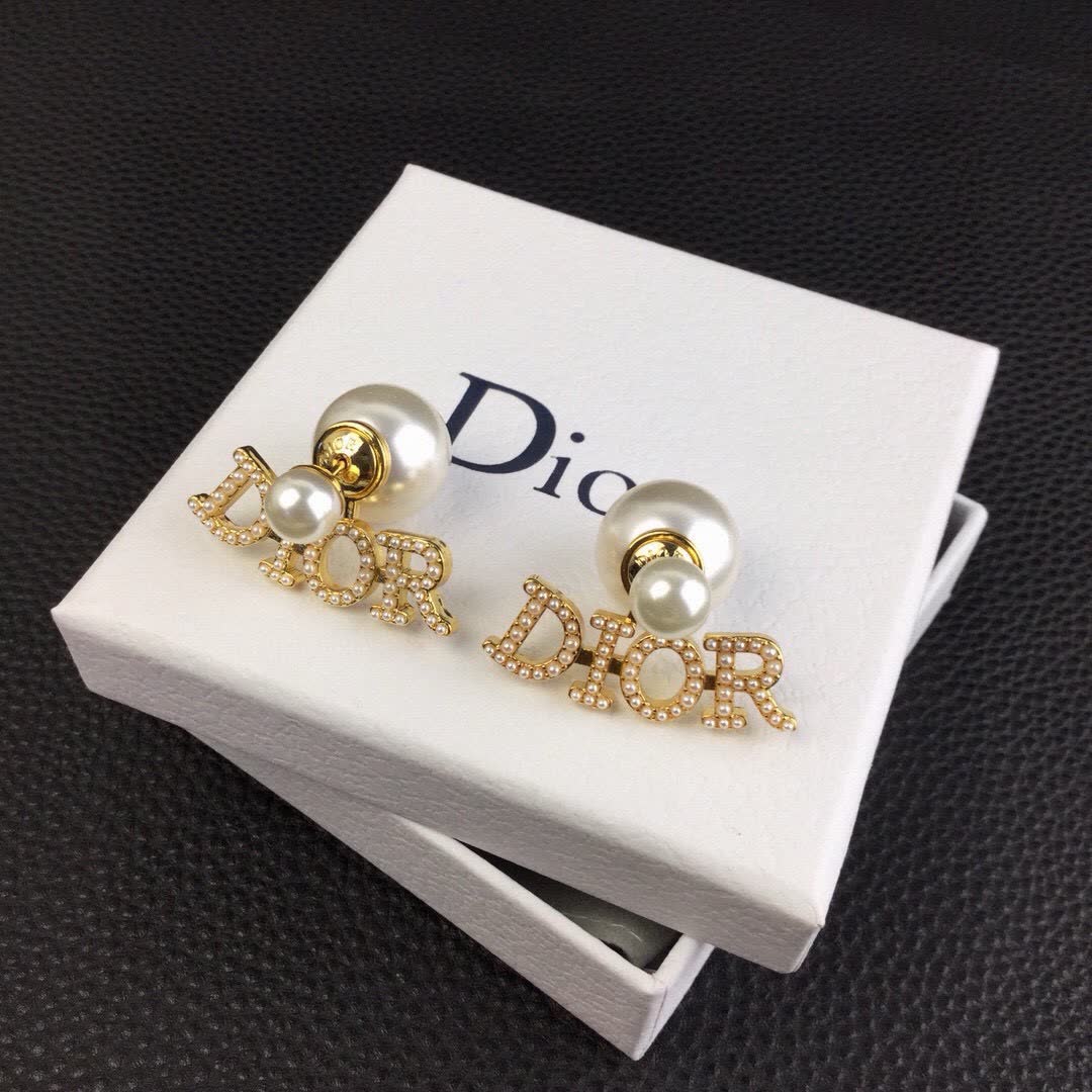 Dior Pearl Stud Earrings