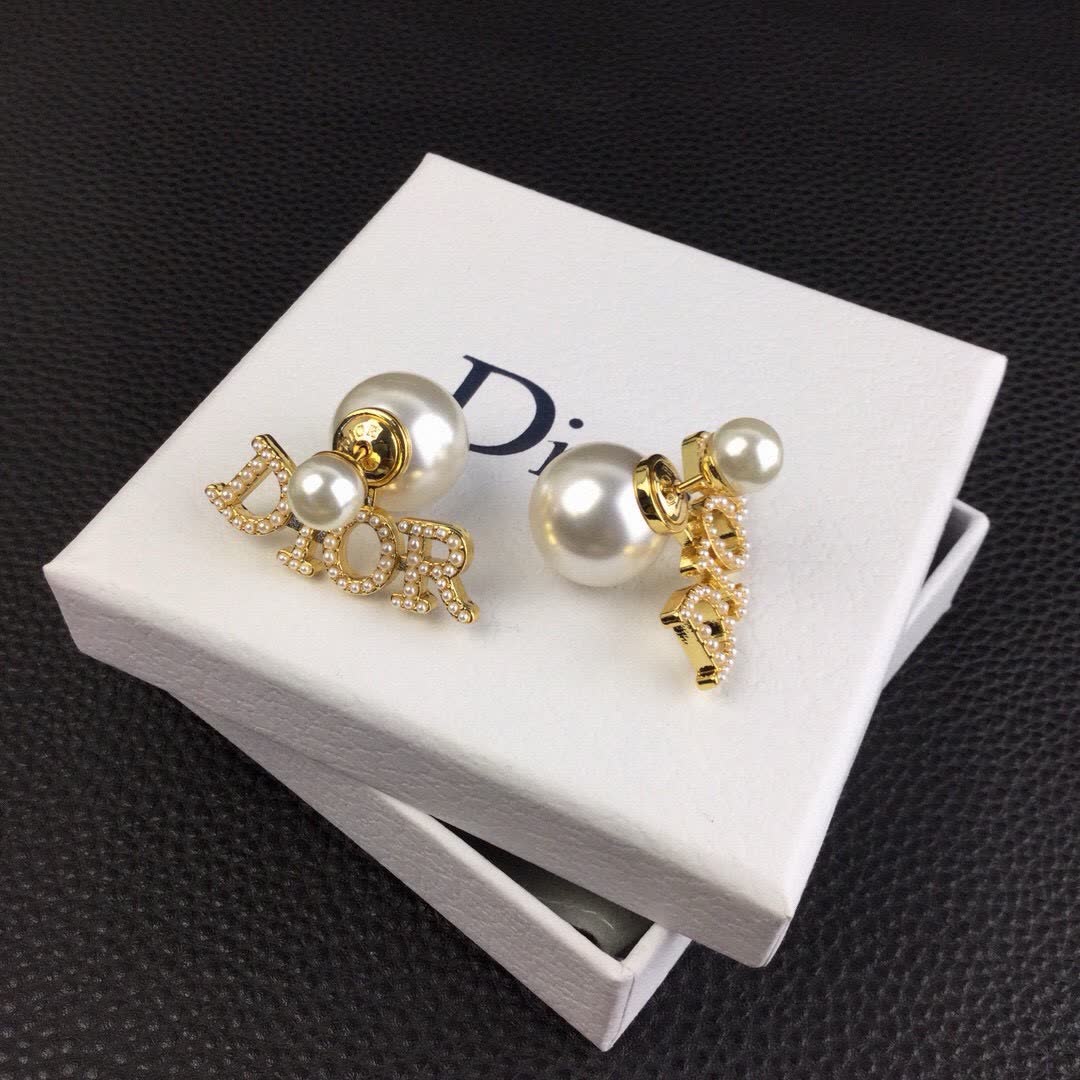 Dior Pearl Stud Earrings