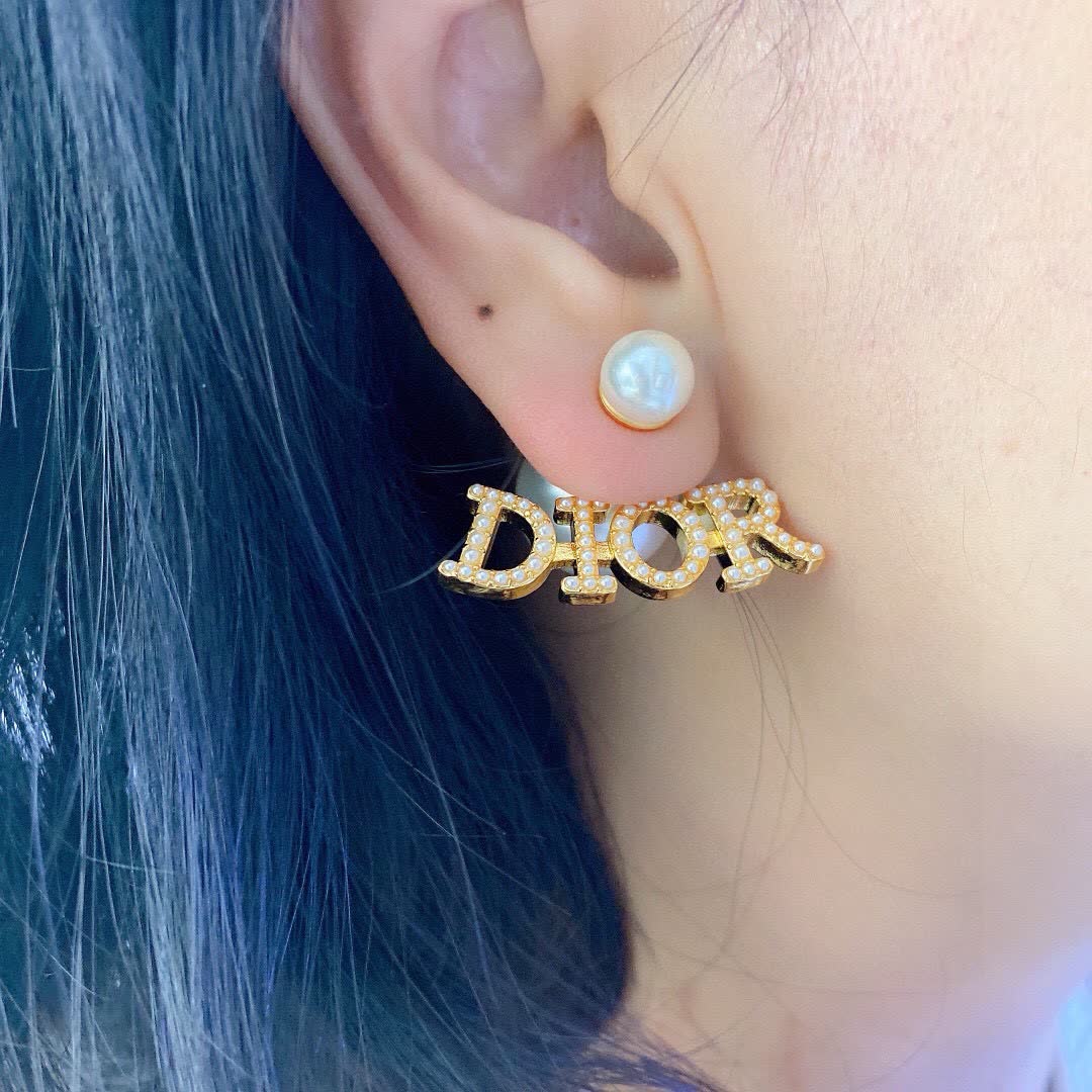 Dior Pearl Stud Earrings