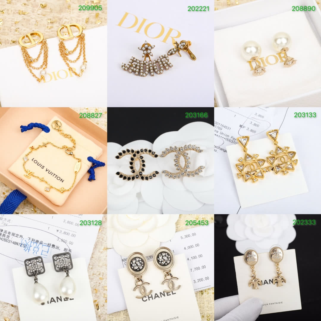 Dior Pearl Star Earrings