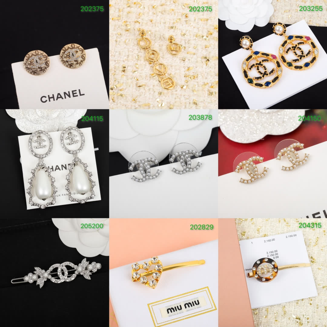 Dior Pearl Star Earrings