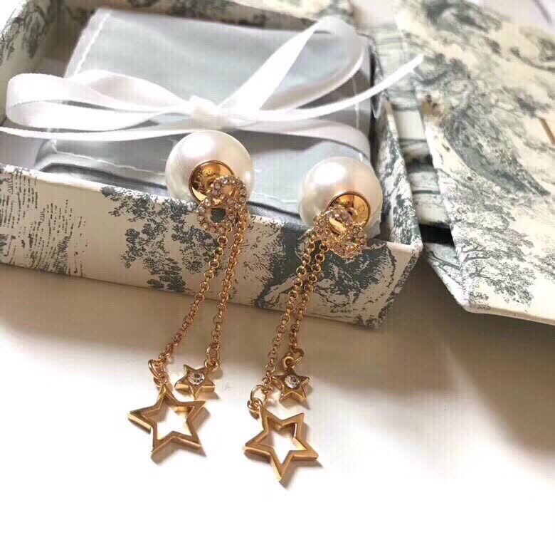 Dior Elegant Pearl and Star Earrings Dior Elegant Pearl and Star Earrings