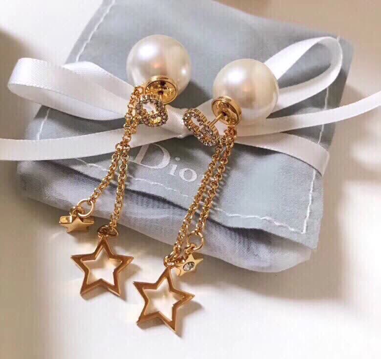 Dior Elegant Pearl and Star Earrings