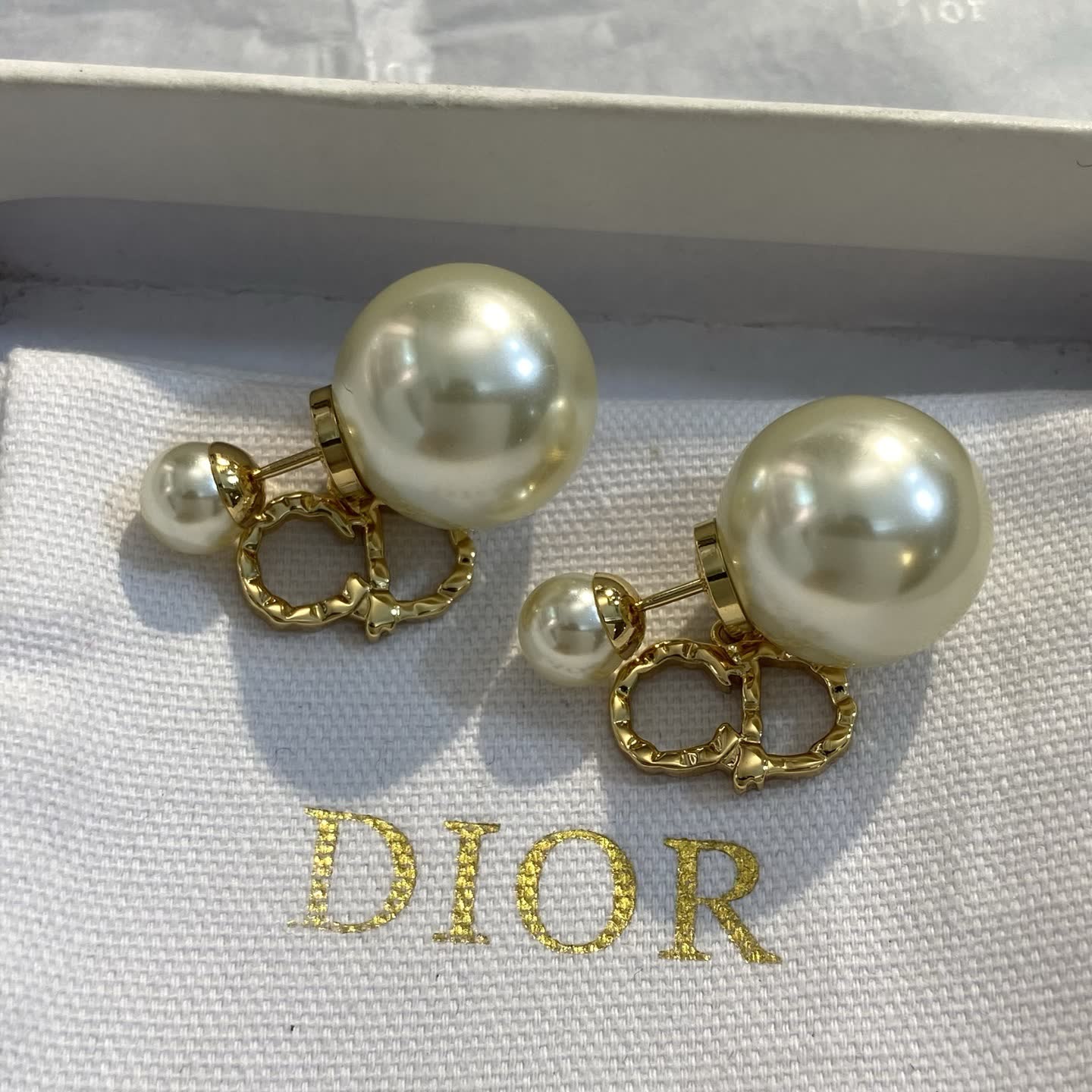 Dior Gold Tone Pearl Earrings Dior Gold Tone Pearl Earrings
