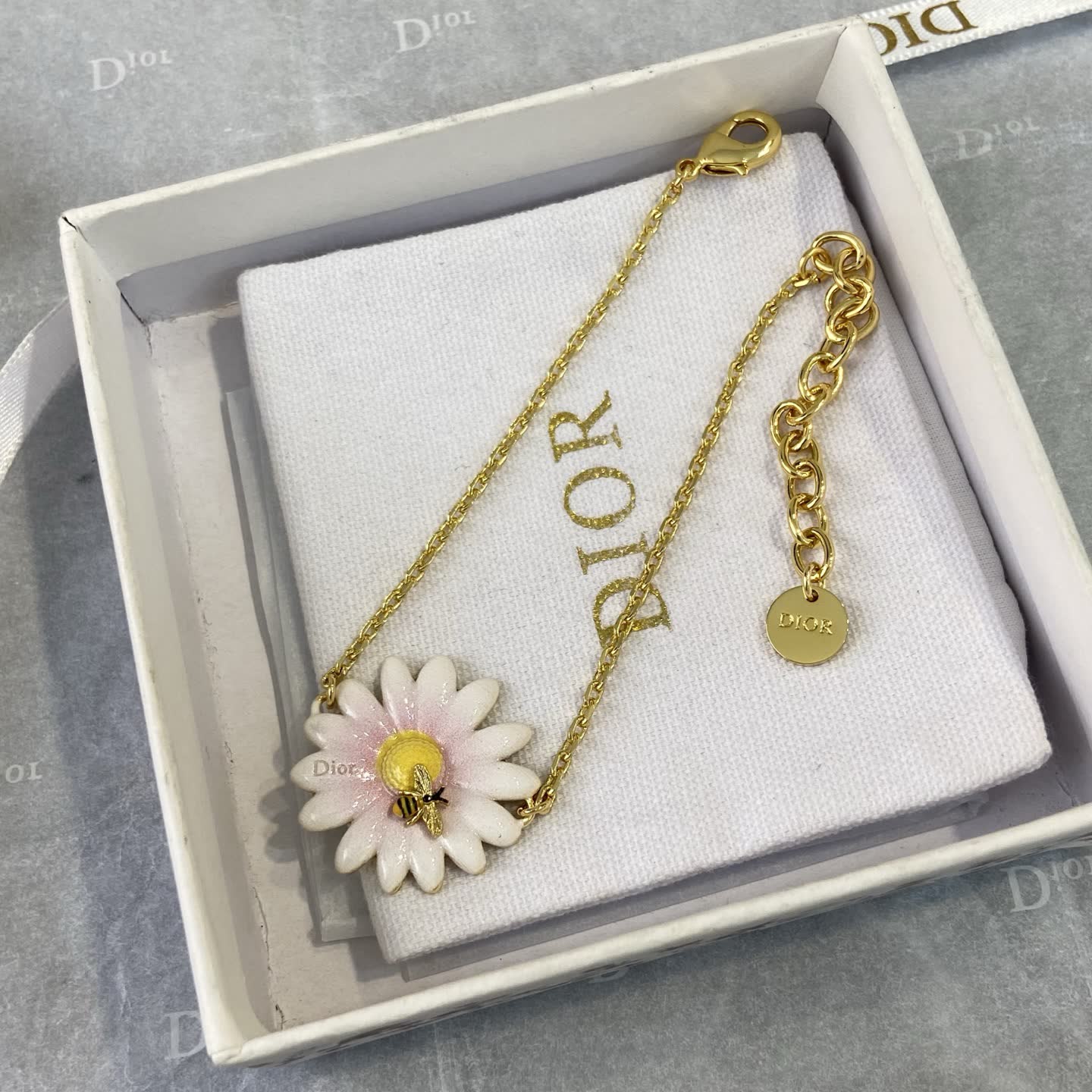 Dior Earrings - Daisy with Bee