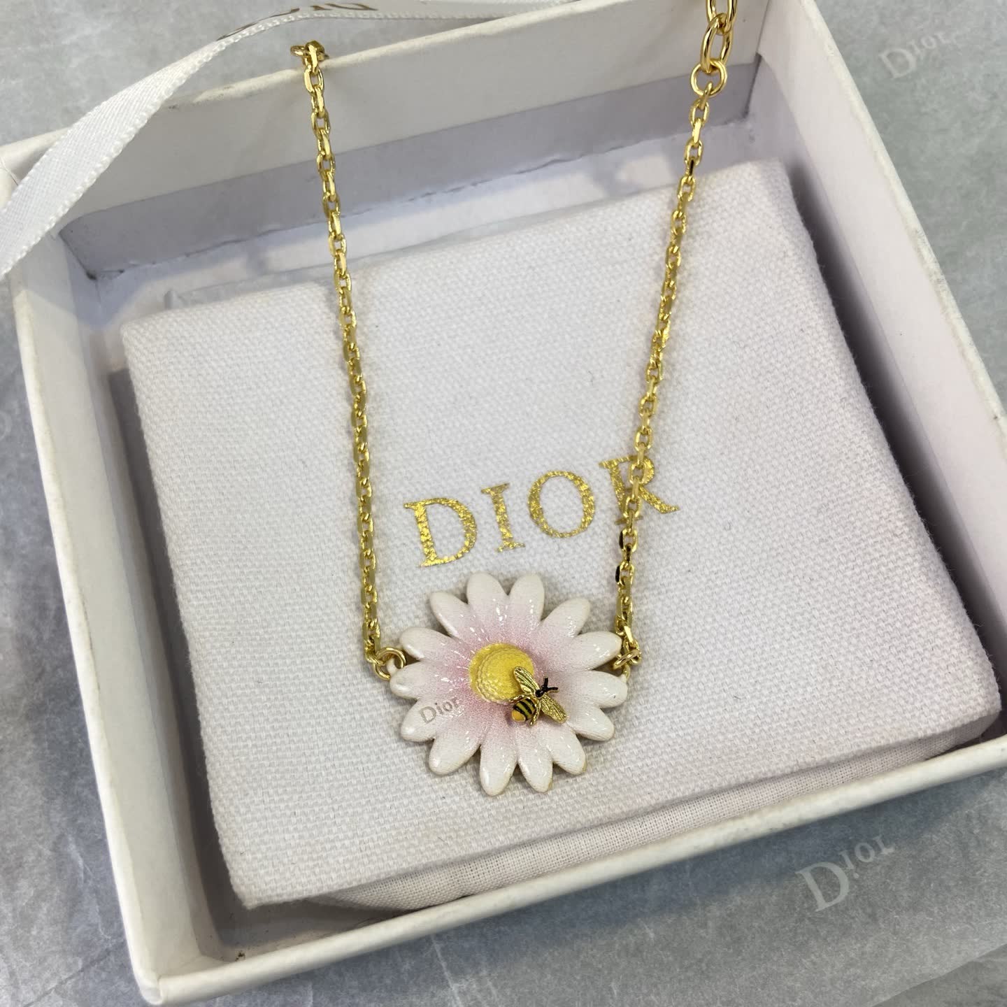 Dior Earrings - Daisy with Bee
