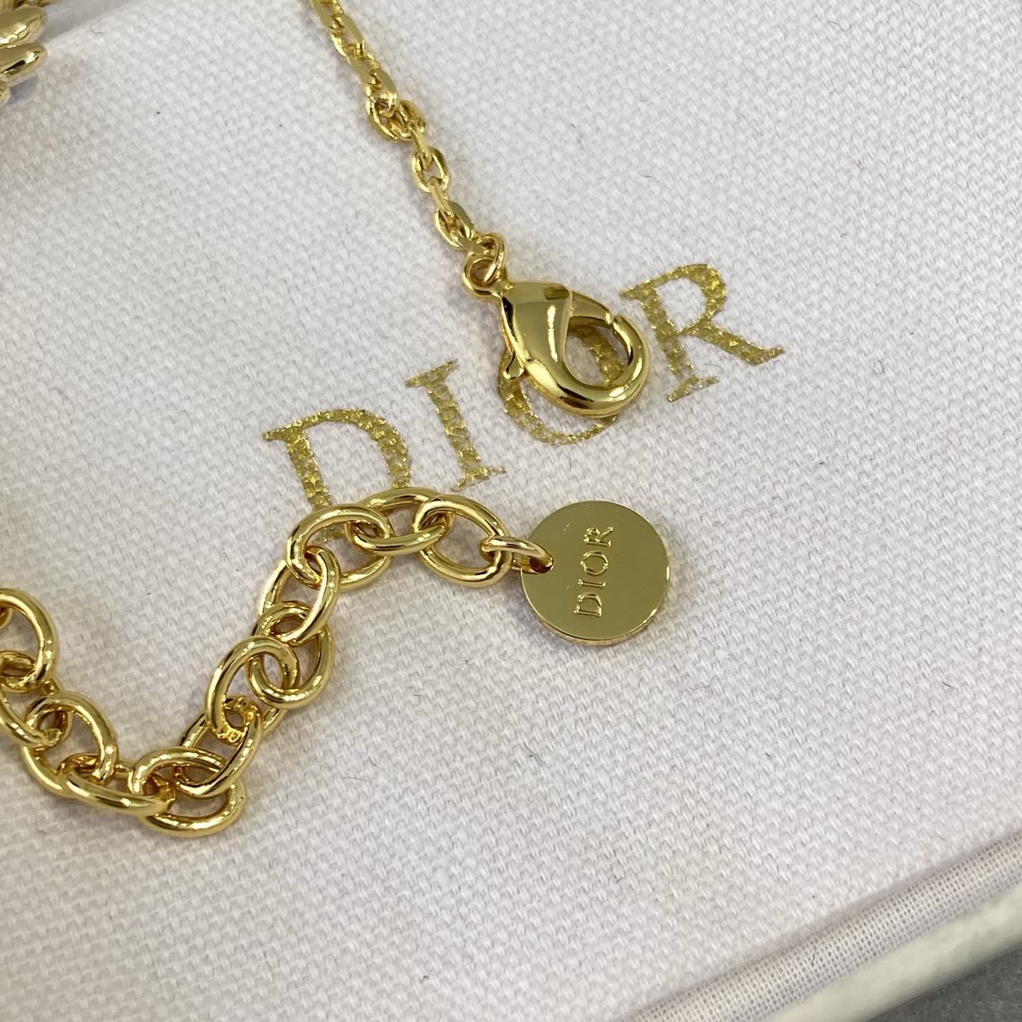 Dior Earrings - Daisy with Bee