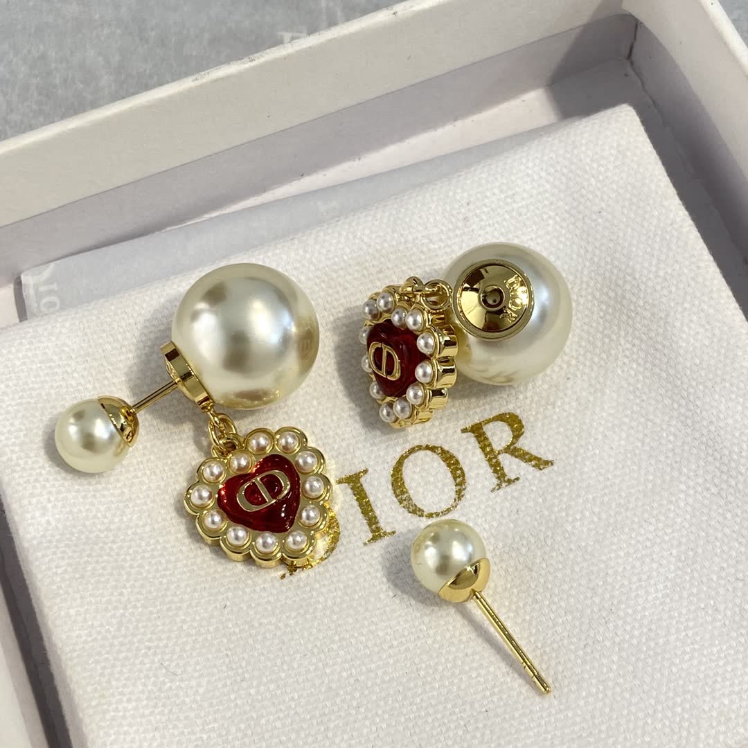 Dior Pearl Heart Earrings
