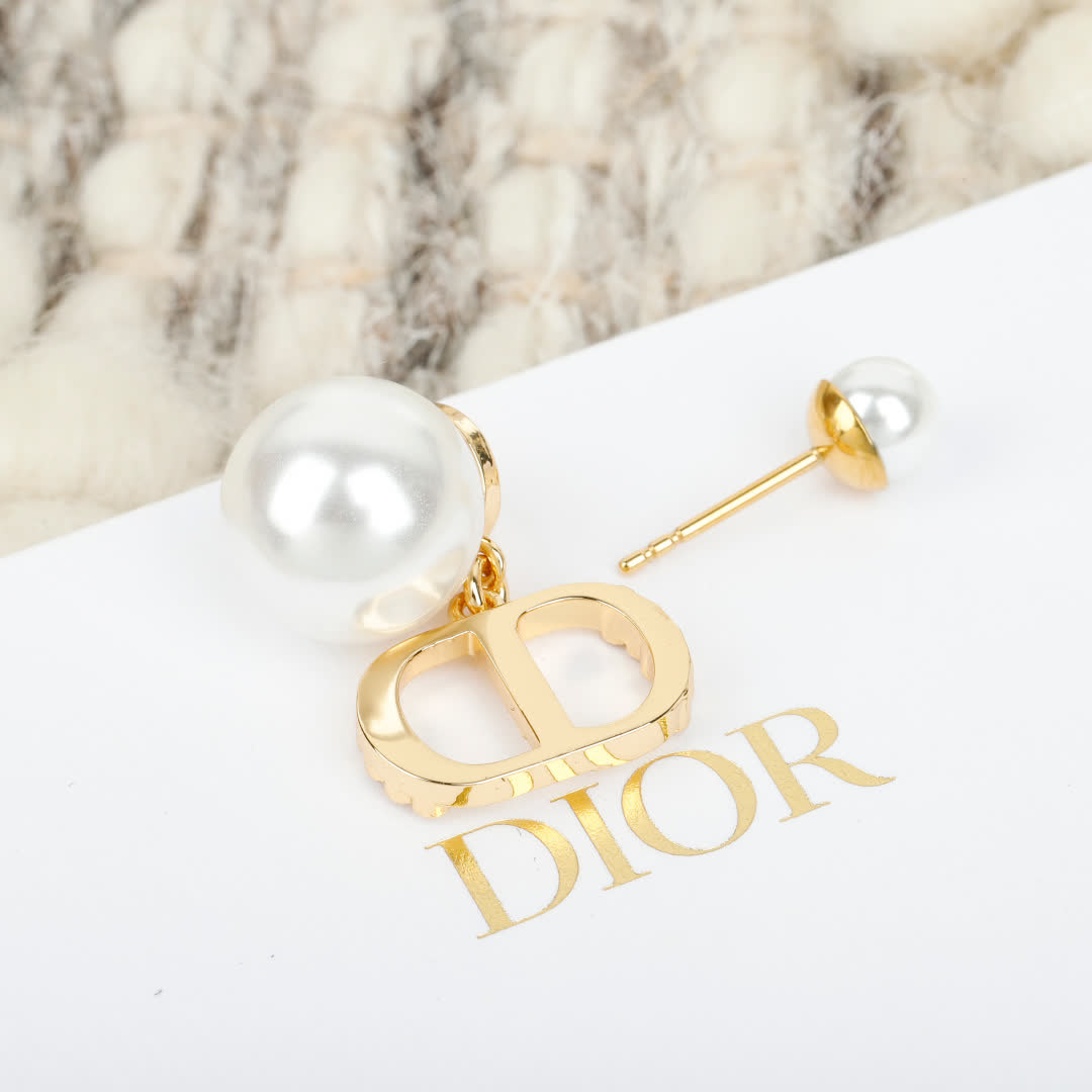 Dior Gold Tone Pearl Stud Earrings