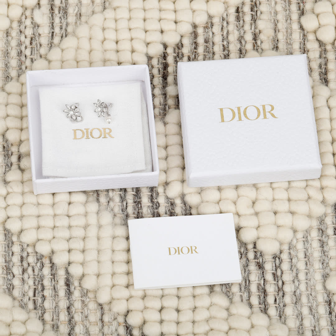Dior Silver Flower Earrings Dior Silver Flower Earrings