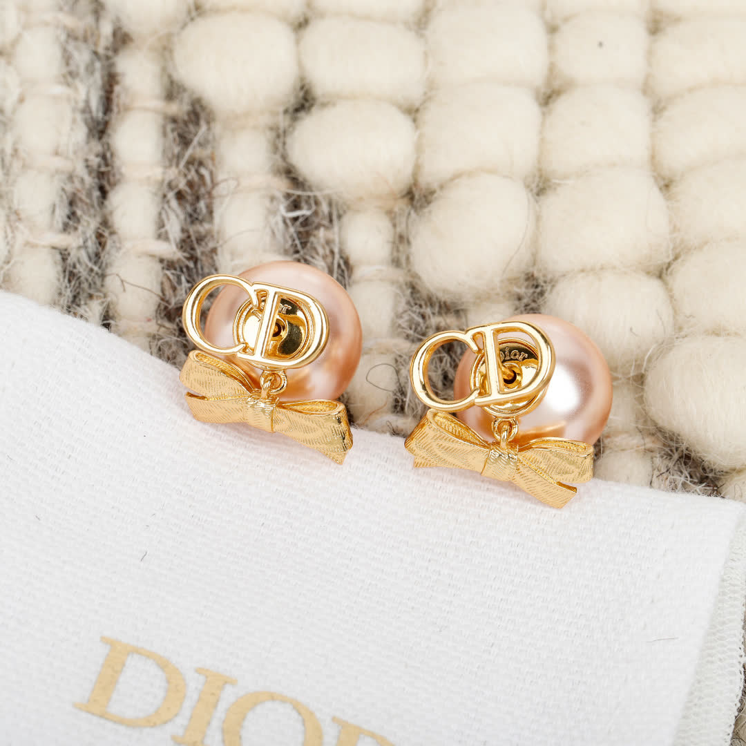 Dior Pearl Stud Earrings