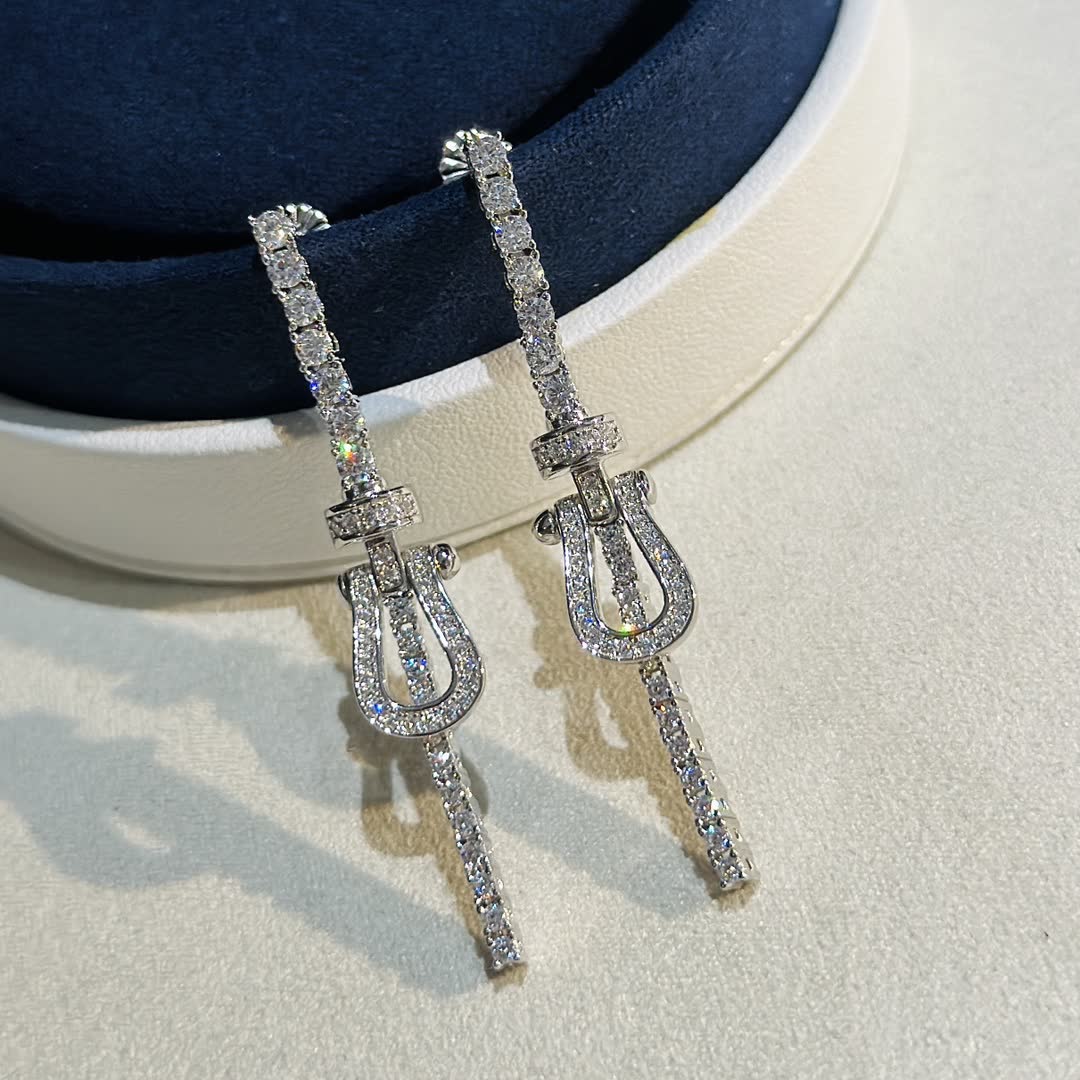 Fred Elegant Silver Earrings with Crystal Accents
