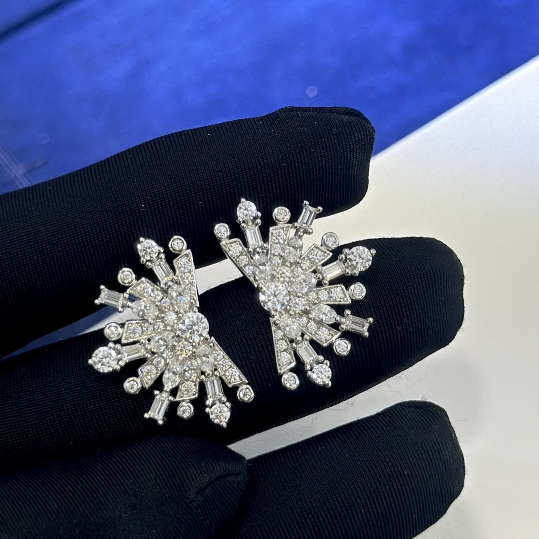 Graff Snowflake Diamond Stud Earrings