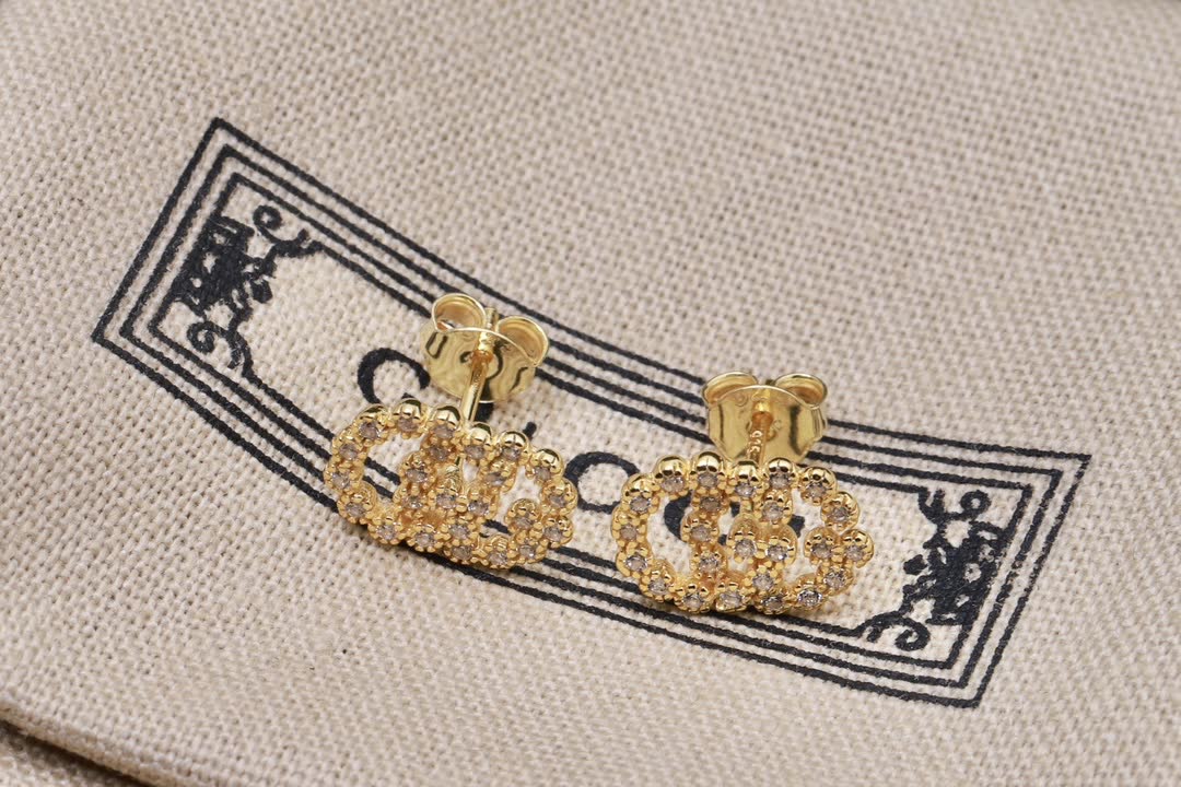 Gucci Interlocking G Stud Earrings