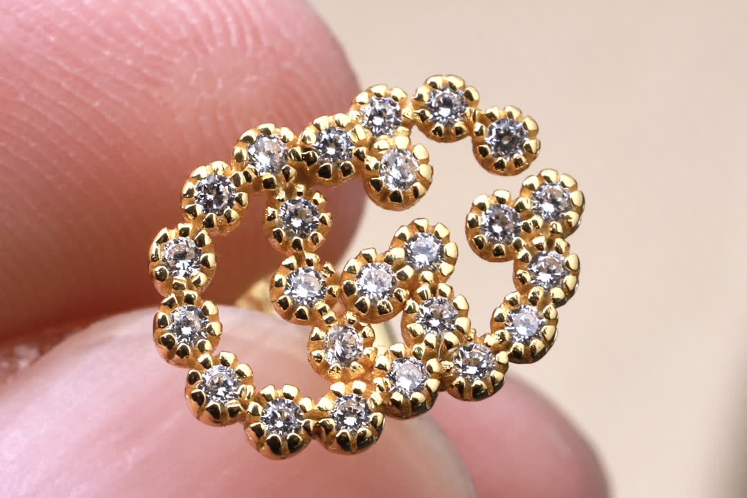 Gucci Interlocking G Stud Earrings