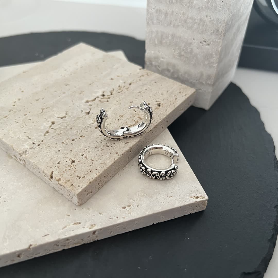 Gucci Silver Hoop Earrings