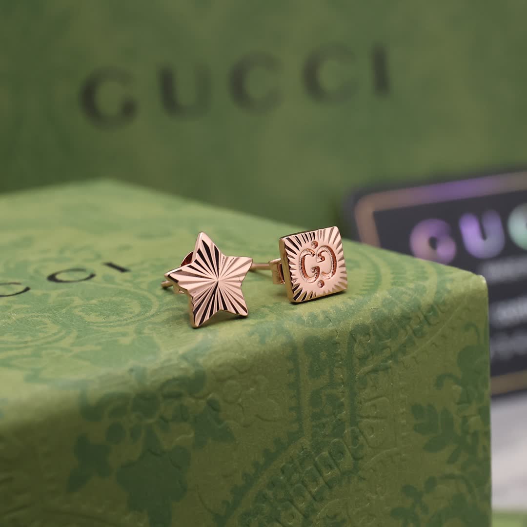 Gucci Star Stud Earrings
