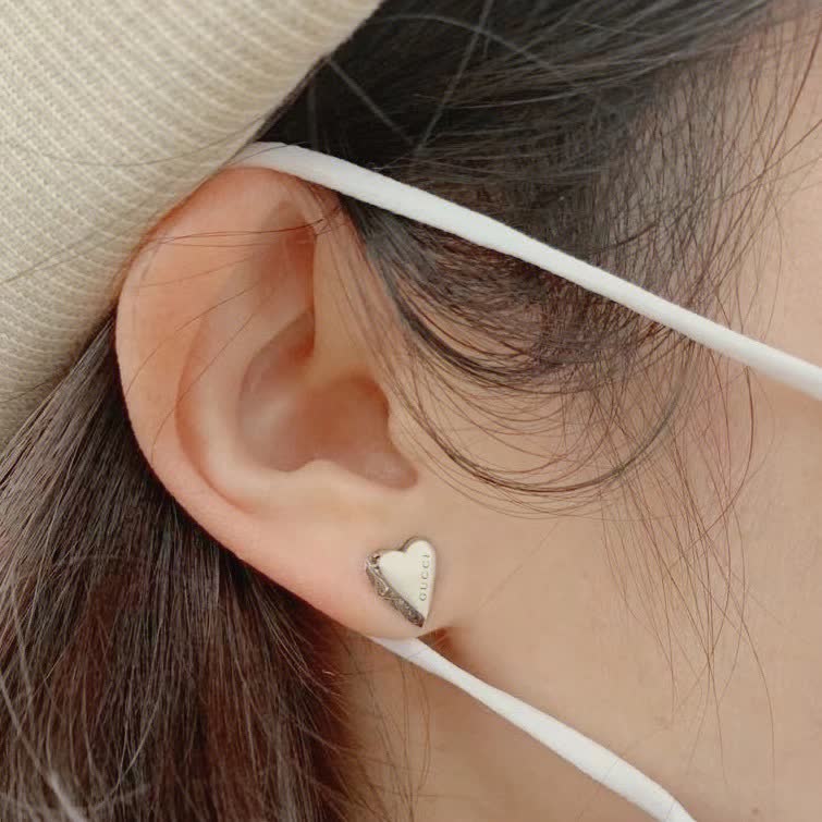 Gucci Silver Heart Earrings Gucci Silver Heart Earrings