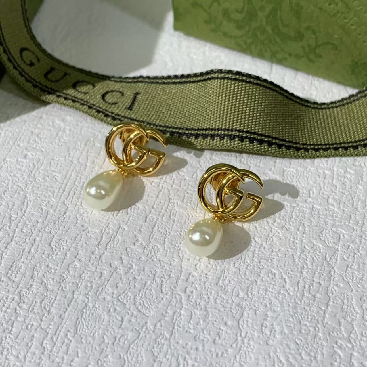 Chanel CC Logo Pearl Earrings