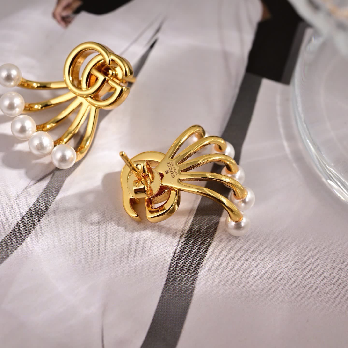 Gucci GG Marmont Series Crystal Fan Earrings