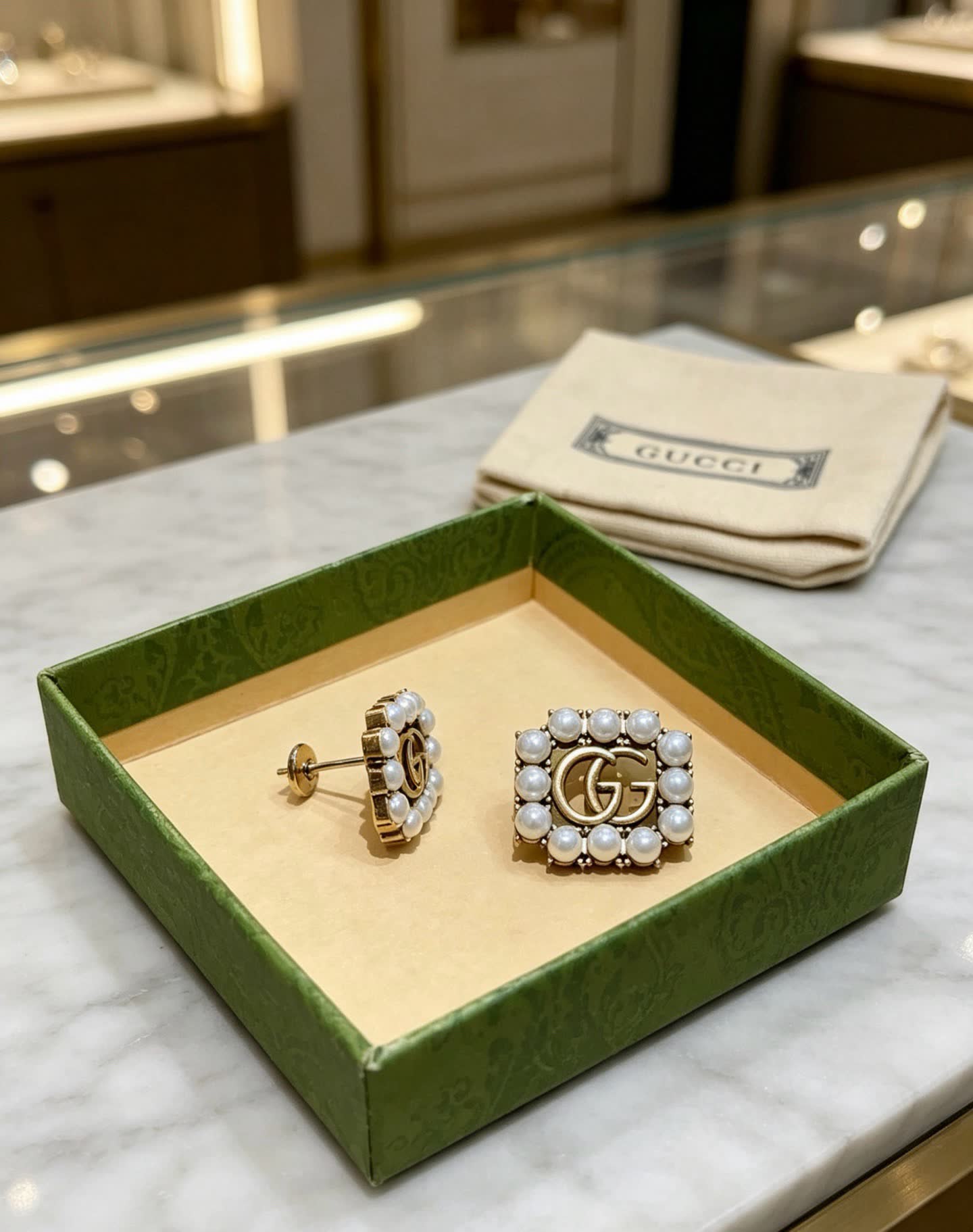 Gucci Pearl Stud Earrings