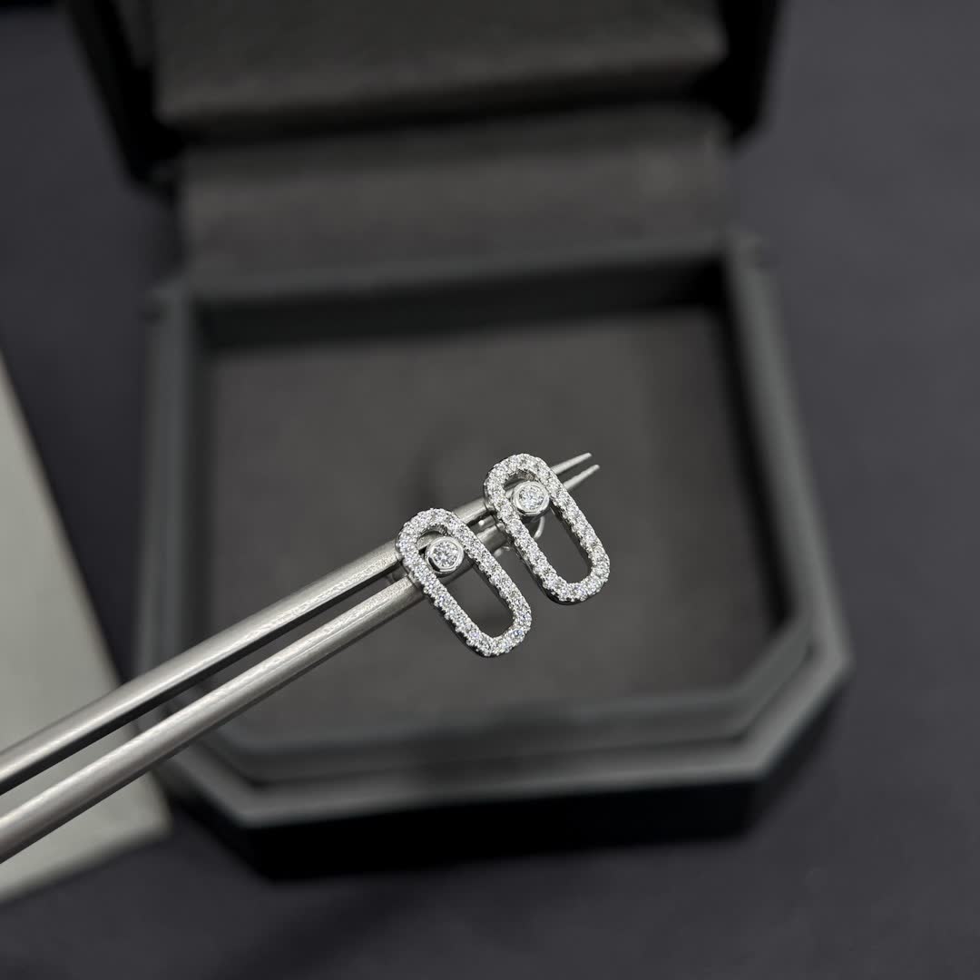 Messika Happy Diamonds Earrings