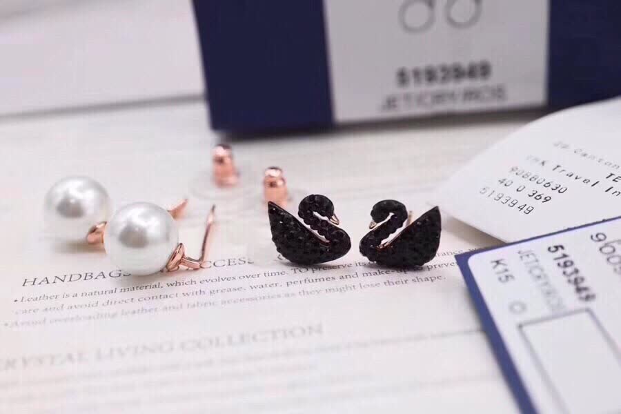 Swarovski Iconic Swan Earrings