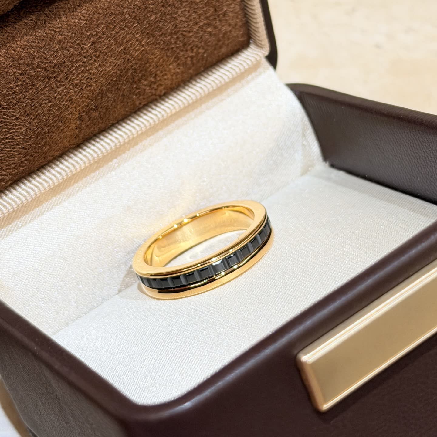 Boucheron Gold Ring with Black Stones