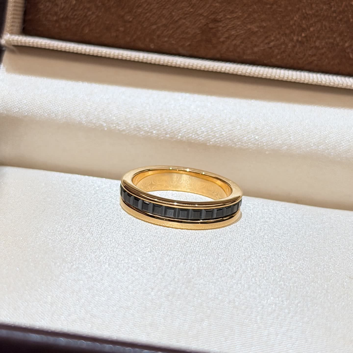 Boucheron Gold Ring with Black Stones