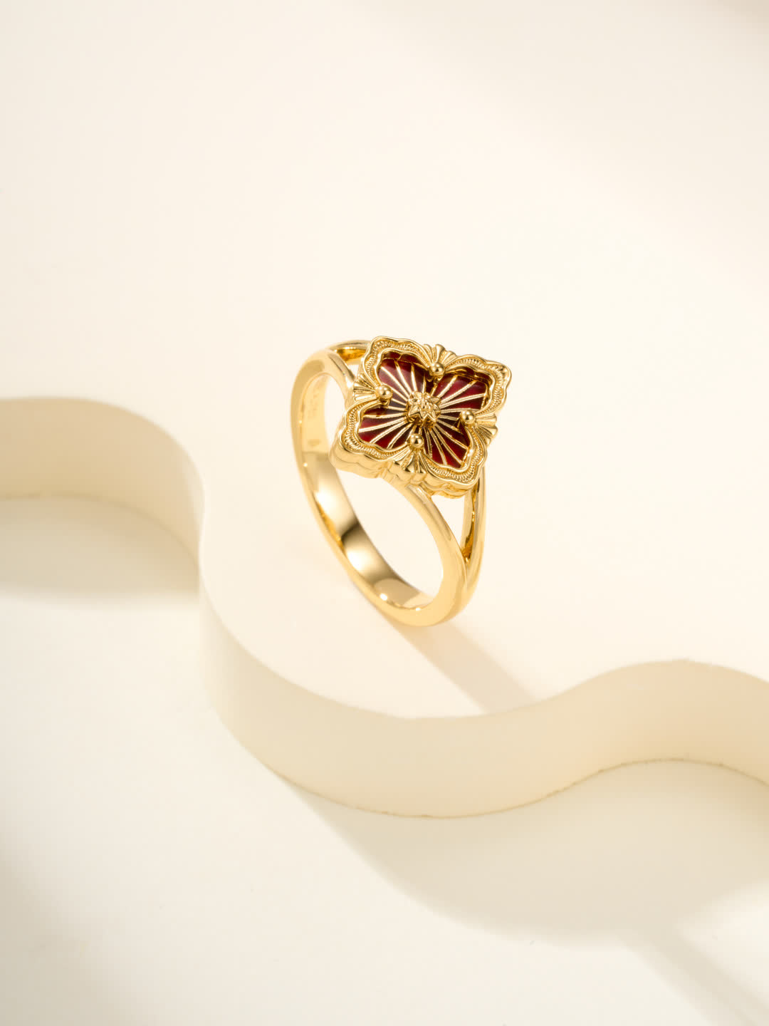 Buccellati Elegant Gold and Red Enamel Ring
