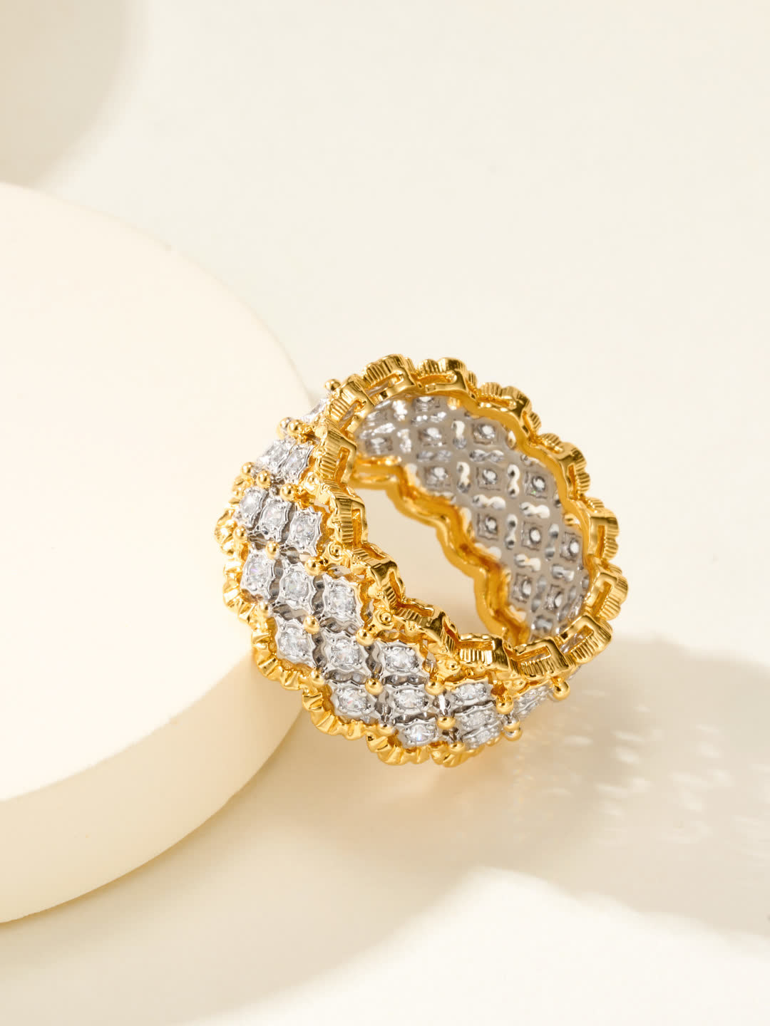 Buccellati Luxury Gold and Diamond Ring