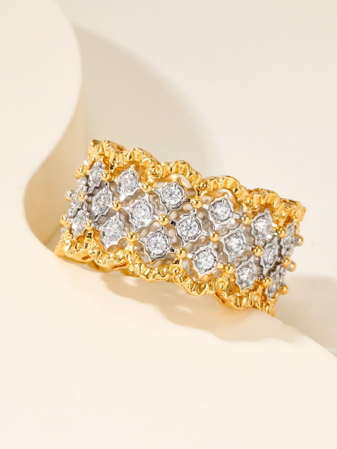 Buccellati Luxury Gold and Diamond Ring